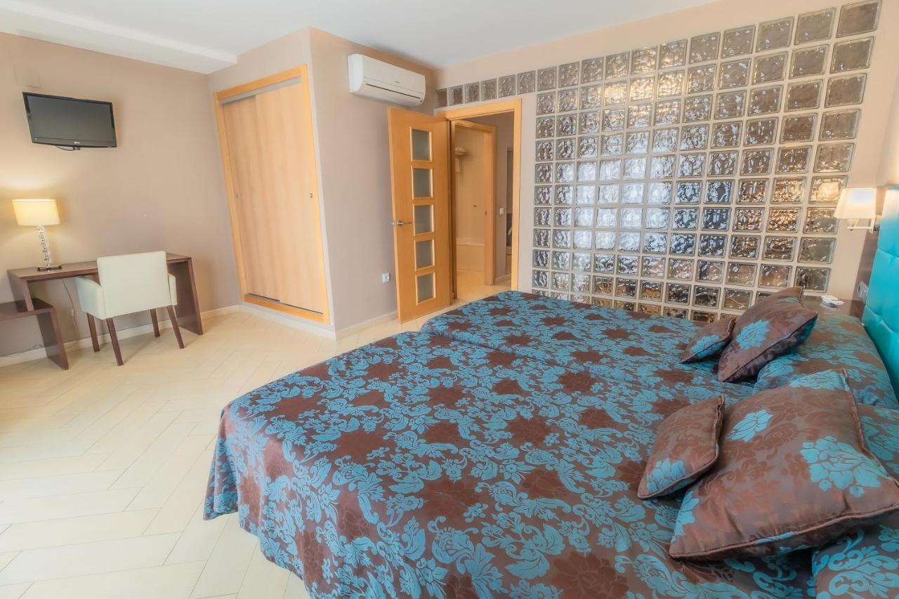 Kika Hotel *